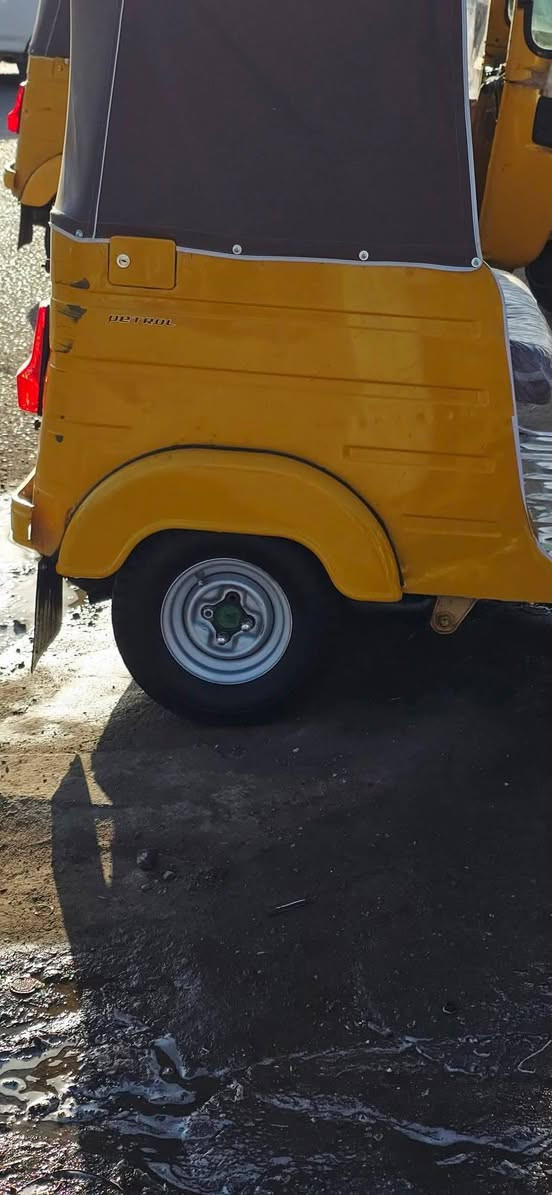 سلام عليكم تكتك 20شهر10كشره كفاله لاتنقيص ولاتبخير اوراق سيد خلدون لترقيم جاهزه ***********
