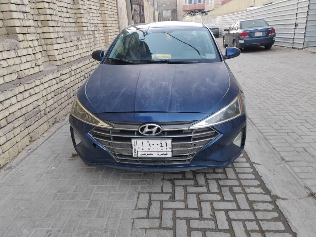 انتره مديل 19وارد امريكي سياره جاهزه من كلشي كير محرك حداده تبريد سياره ضرره بنيد ومدكر ولغد من فوك فقط وطخت بسيطه بسمي سياره سعر ١٢٠ بيه مجال قليل حق جيه لتواصل على رقم على فيس ما اتواجد *********** البصرة, العراق
