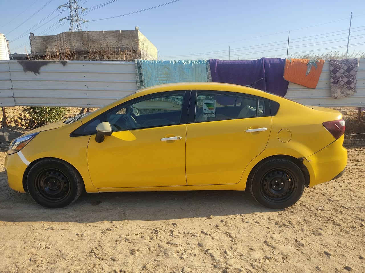 كيا ريو وارد امريكي 2013مكينه 1600وكير جدد السياره ليبل واحد حادثه قبق الجنطه نفسه مصلح سياره جاهزه وجديده تبريد صدر خلفي امامي جديد تخم تاير سنويه جديده 27مصفره هيه وغرامات تحويل مباشر 75وبيه مجال العنوان بغداد النهروان اتصال فقط ***********
