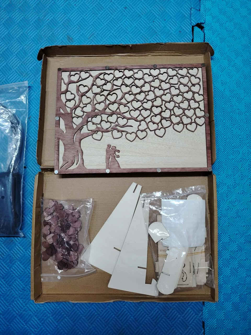 تصفيه بضاعه العاب مع لابجينات ام لبسامير مع جنط كله اكوالتي عالي مع لوحه عرسان + رموش وحمر 💄 وعصارات للوجه لتصفيه لوجه + كريم للنمش ولتصبغات وحب شباب كله اصلي ربي يشهد اليريد شلعه  او مفرد يراسلني وخادم اني  وعندي توصيل ***********
