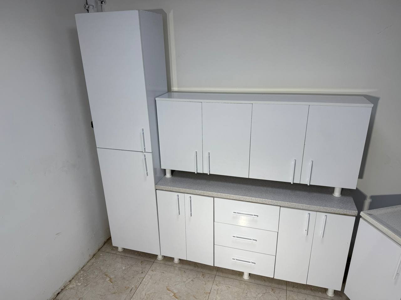 كاونتر متر ونص ارضي والملحق مترونص
+ ڤاترينا 50 سم 
السنك متر و20 مرمر 
سقف الارضي بديل المرمر 
للحجز ولاستفسار مراسله الصفحه 💫
🚛 🚛 🚛 🚛 🚛
تتوفر لدينا خدمة توصيل
 كافه محافظات العراق


**إذا كنت صاحب هذا الإعلان وتريد حذفه لأي سبب، رجاءا أرسل رسالة إلى الدعم الفني**