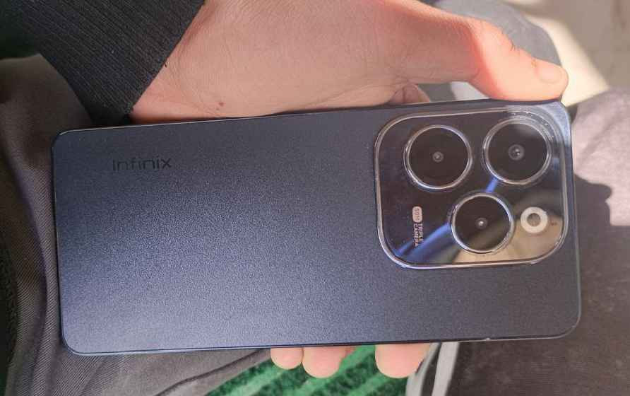 جهاز انفنكس هوت 40 للبيع جهاز جديد مستعمل قليل ونضيف كلش الله شاهد كلشي مامبدل عل وضع الشركه ب200 وبي مجال مكاني طويريج Singapore


**إذا كنت صاحب هذا الإعلان وتريد حذفه لأي سبب، رجاءا أرسل رسالة إلى الدعم الفني**