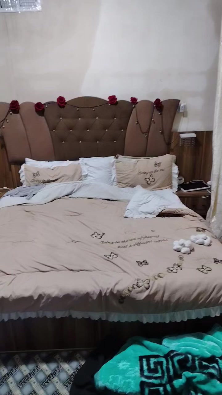 متاح غرفه نوم مستعمل تركي 6قطع مع الدوشك مكاني حزيران أسواق انور الشراي خابرني وتدلل ***********السعر 300وبيها مجال
