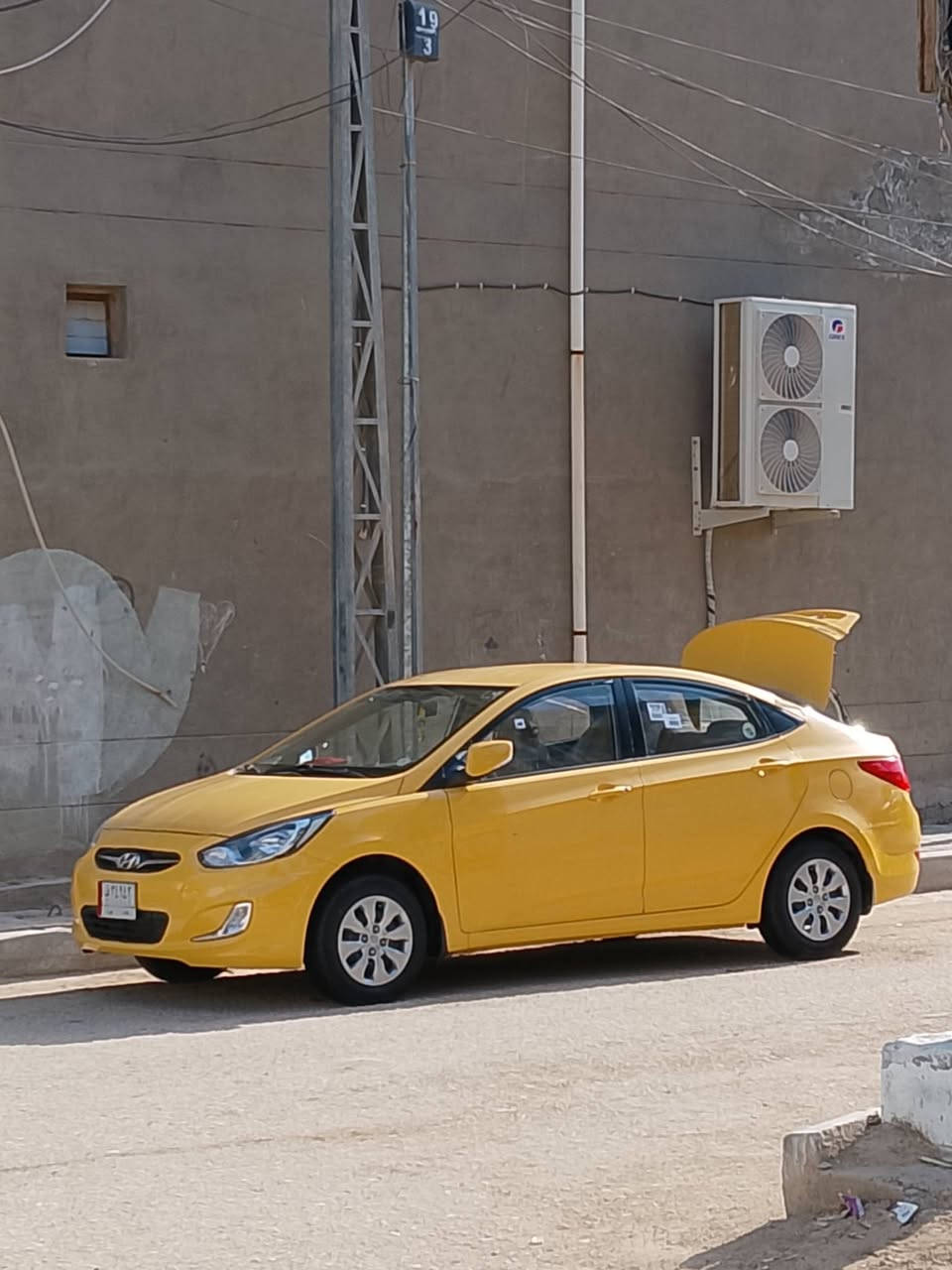 سلام عليكم اكسنت 2014 خليجي  ✅
للبيع $
رقم بغداد بسمي نكليزي 
جاهزه عنوان دوانيه 
تفاصيل اكثر اتصل 
رقم تلفون ***********
