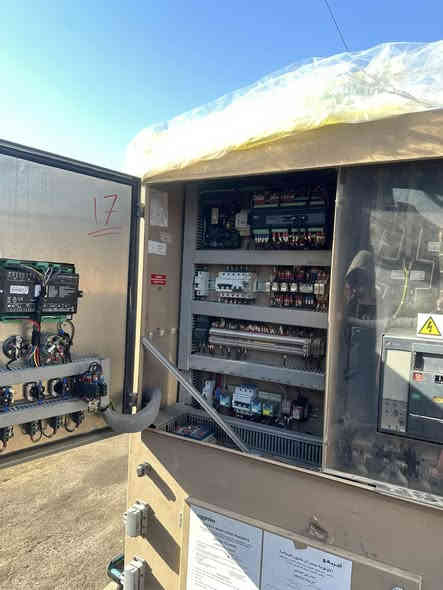 محرك اسكانيه وحش 
انجكتر بلادي مولد 
توليد 550
جديد اوربي 

بغداد كسره وعطش 

‭0770 884 2797‬ حجي حيدر 

‭0770 898 5959‬ علي الساعدي
