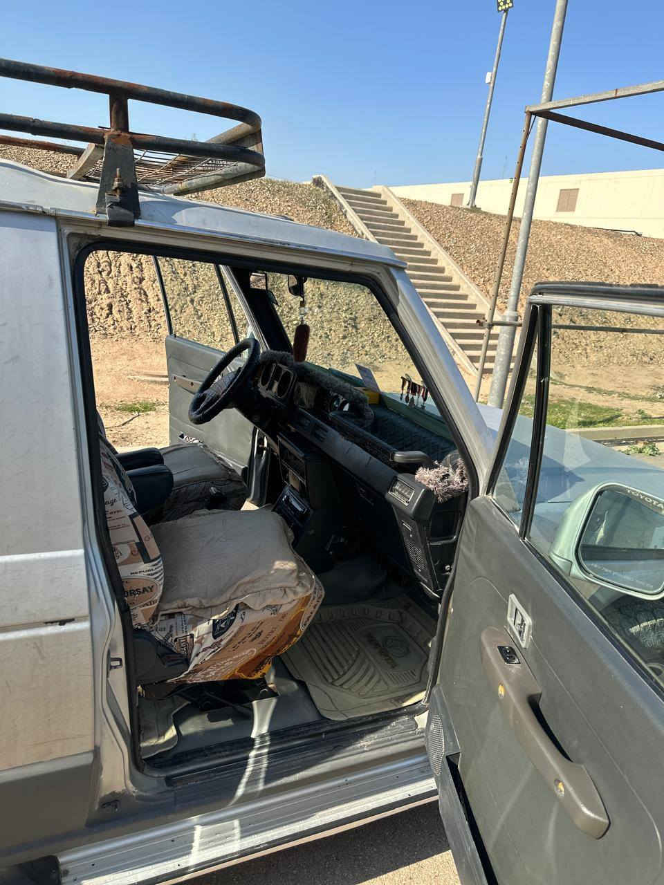 السلام عليكم كالوبر تك باب للبيع موديل ٩٣
رقم جديد بسمي بغداد السعر٤٢ وبيها مجال 
*********** واسط قرب سيطره الج
