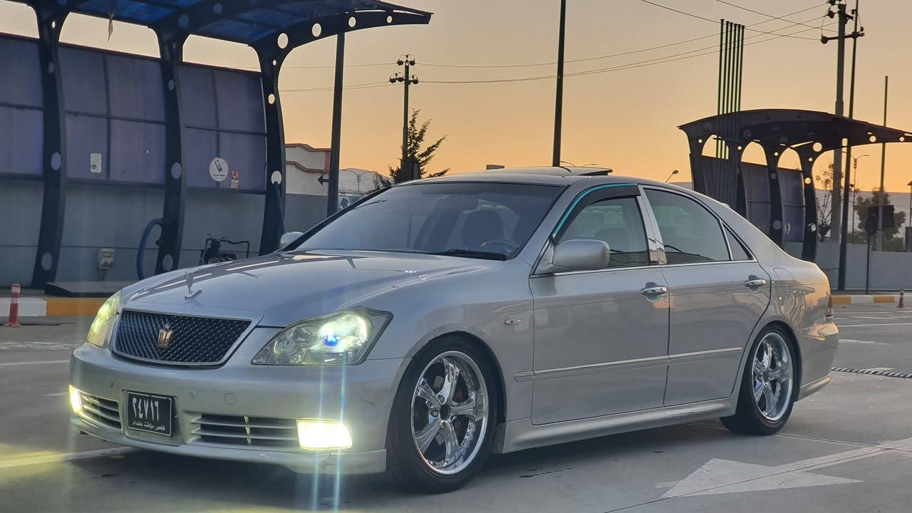 بەناوی خوای گەورە شاهینە مووس
182گێڕومەکینەگەورە
سڵایت 
جلدوهیتەر
ساج سوور دەشبڵوفۆڕمیکای لۆکە شکاوی نیە
کوشن کارەباو خەزن
شاشەوکامێرەوحاسە
کامل سپۆرت تایەوویلی سپۆڕت تایەکانی لۆکە
بێ بۆیاخی ئەوروپا بەس شوێن موسەکانی بۆیاخە
کامل مەسرەف کراوەوبەسمەوکارەبای وبرێکو پاتری وجامی هەڵگیراوە
سەیارەکە بەرمەجەکراوەو حوڕ کراوە ماشەڵالەقوەتی 
سەقفی جوانەوچاڵی نیە
***********
***********
