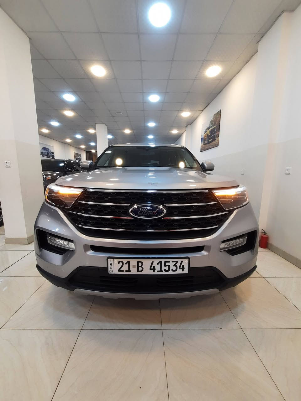 معرض⚜️ PLATINUM ⚜️ للسيارات
سامراء شارع كراج بغداد - قرب فلكة العلوة
  *********** استاذ سيف 
 ***********  مهندس بشار 

عرض اليوم 💥💥💥💥
FORD EXPLORER 2022 4WD 

🟢فورد EXPLORER 
🟢الموديل 2022
🟢الفئة XLT 4*4
🟢اللون سلفر 
🟢المحرك 2300cc TURBO 
🟢القدرة الحصانية 300HP 🐎🐎🐎
🟢اللوحات 21B41534 سليمانية 
🟢عداد المسافات 37253KM
🟢رقم الشاصي 1FMSK8DH8NGA91157
🟢المواصفات 
▪️بصمة 
▪️دخول ذكي ٤ ابواب 
▪️تشغيل عن بعد 
▪️صندوق كهرباء 
▪️رادار جانبي 
▪️حساسات خلفية 
▪️رادار امامي 
▪️تحديد مسار 
▪️مثبت سرعة 
▪️كشنات كهرباء 
▪️كشنات جلد 
▪️كشن امامي تدفئة 
▪️ستيرن تدفئة 
▪️فور ويل درايف 
▪️تحكم ستيرن 
▪️كشن VIP 
▪️كاميرا خلفية 
▪️ابل كاربلي 
▪️وضعيات قيادة 
▪️كشافات ضباب 
▪️تبريد ٣ قطع 
▪️سايد بريك بصمة 
▪️اوتو ستوب ستارت 
▪️اوتو هولد 
▪️اوامر صوتية 
▪️تحكم تبريد خلفي 

🟢 لطلب السعر اكتب تم ويوصلك السعر 
🟢ملاحظة / صبغ جاملغ امامي فقط وايرباك سليم
