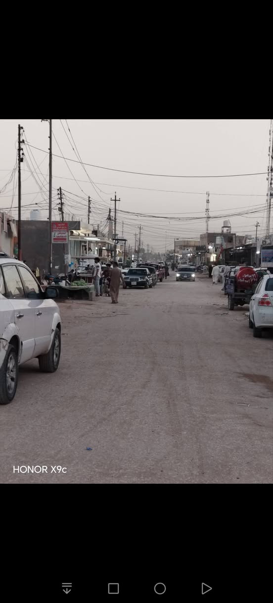 بيت 55 متر🏘️ للبيع بالنجف شارع الصب مال المطار عمود ٣٢١ للتواصل *********** وأتساب
ثالث بيت عن السوق قرب صيدلية الأولياء💊 النجف, العراق
