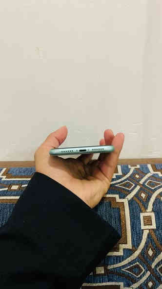 ايفون11عادي انضف  من النضيف  ما مفتوح ذاكره256بطاريه٧٣شنو عندك مراوس نزل ماكاني تكريت الأقواس تواصل ***********
