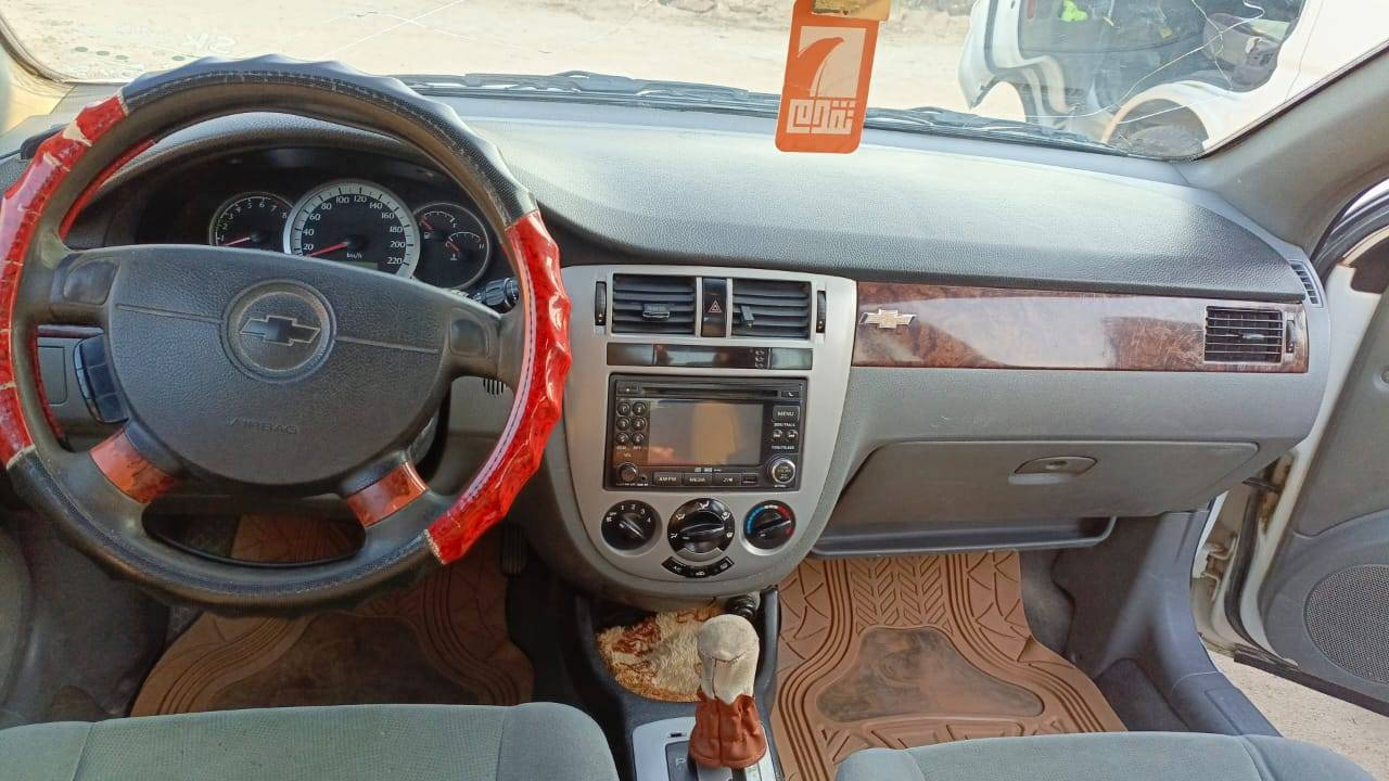 السلام عليكم للبيع اوبترا خليجي مديل 2006 رقم بغداد دولي جديد هزه ورقم وسنويه جدد بأسمي شرط التحويل مباشر السياره جاهزه ونضيفه فقط التبريد بي خلل ما اعرف شنو باقي السياره تجي تفحص وتشوف بعينك السعر 68 للأستفسار *********** مامتواجد ع فيس الشراي يتصل ع رقم عنوان بغداد قضاء المدائن سلمان الباك.
