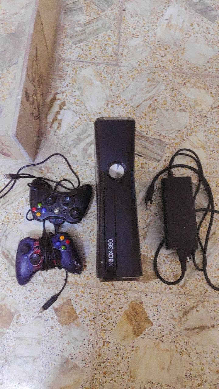 اكس بوكس 360 سلم  ،جهاز نضيف  و عل  فحص
هارد  230 ،
بي 12 لعبه  
ويا  2 يدات  وباقي  الملحقات  كامل   مناقصه شي  
سعر  110 وبي  مجال  
مكان  النجف   
ماعندي  توصيل


**إذا كنت صاحب هذا الإعلان وتريد حذفه لأي سبب، رجاءا أرسل رسالة إلى الدعم الفني**