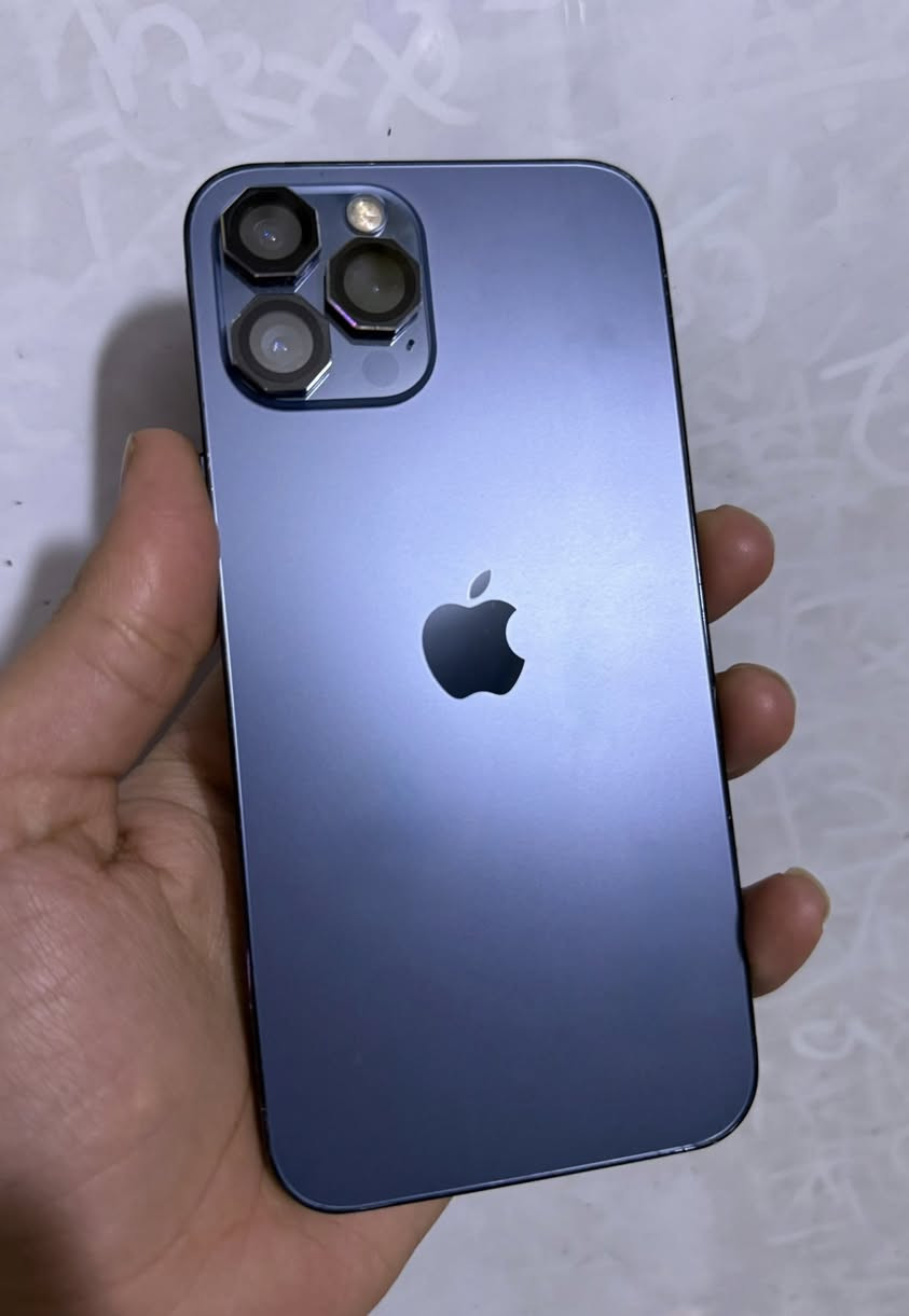 ايفون 12 برو ماكس ذاكره 256 بطاريه 100 جهاز نضيف كله شغال مبدل شاشه اصليه سعر 325 الف مكاني بغداد *********** بيع او مراواس؟
