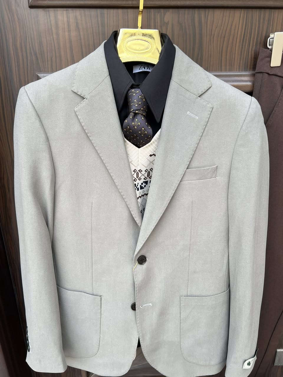 ستره صيفي 💯💯
بدون ابطانه فصال ايطالي 🍁

قياسات 46-48-50-52-54-56
بنطرون قماش موهير 30-31-32-33-34-36-48-40-42

حذاء 40-41-42-43-44-45

العنوان ديالى بعقوبه رگة حجي سهيل 
#ستره #ستر_صيفي #رجالي #بعقوبه #العراق #ستره_صيفي #ستره_رجالي


**إذا كنت صاحب هذا الإعلان وتريد حذفه لأي سبب، رجاءا أرسل رسالة إلى الدعم الفني**