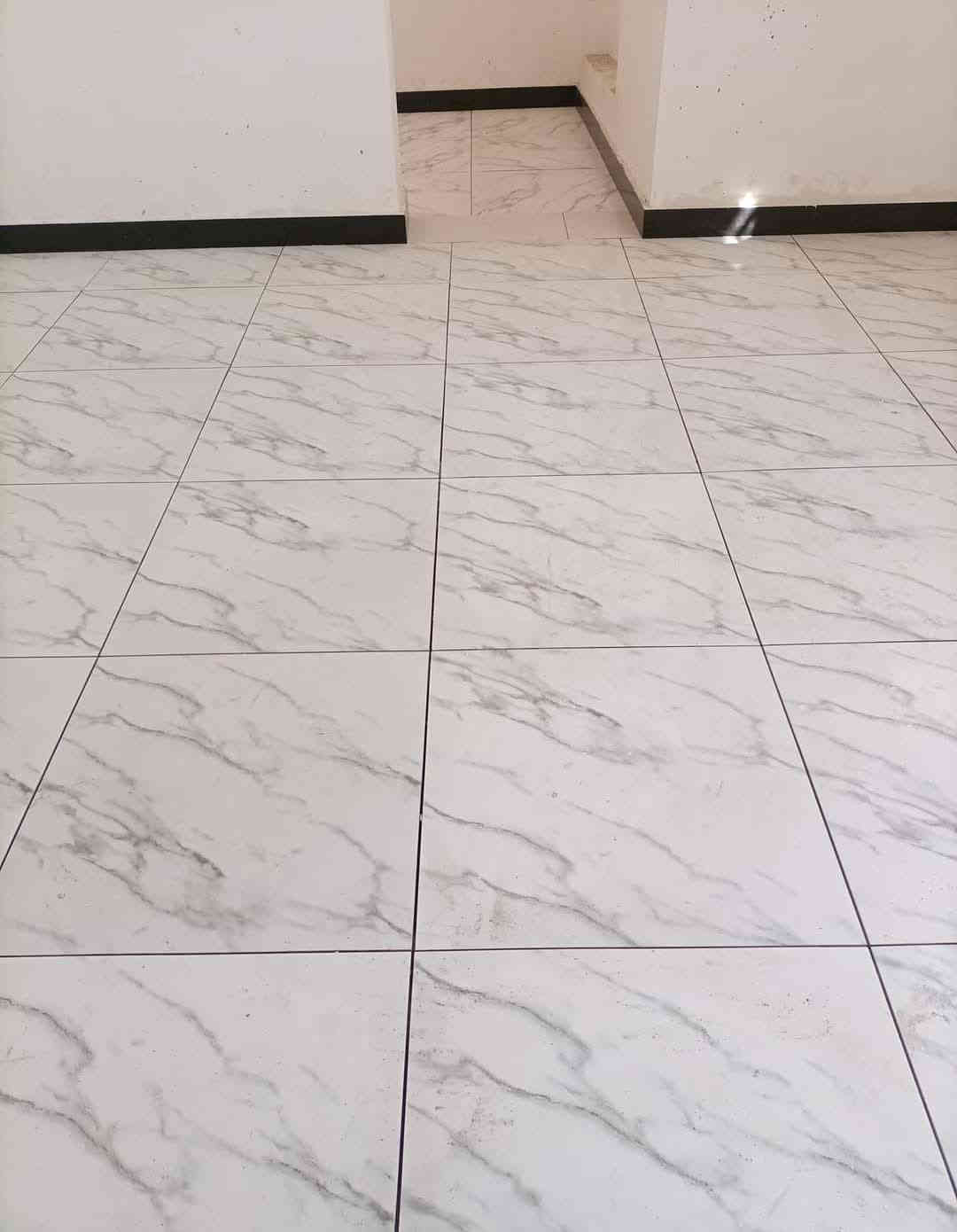 خلفه تطبيك سيراميك بورسلاين شغل ليزر درجه اولى هاتف ***********
