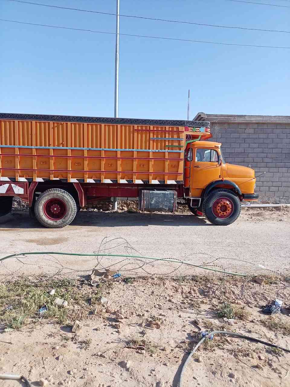 لوريات ليجار نقل لحب عل سايلو***********
