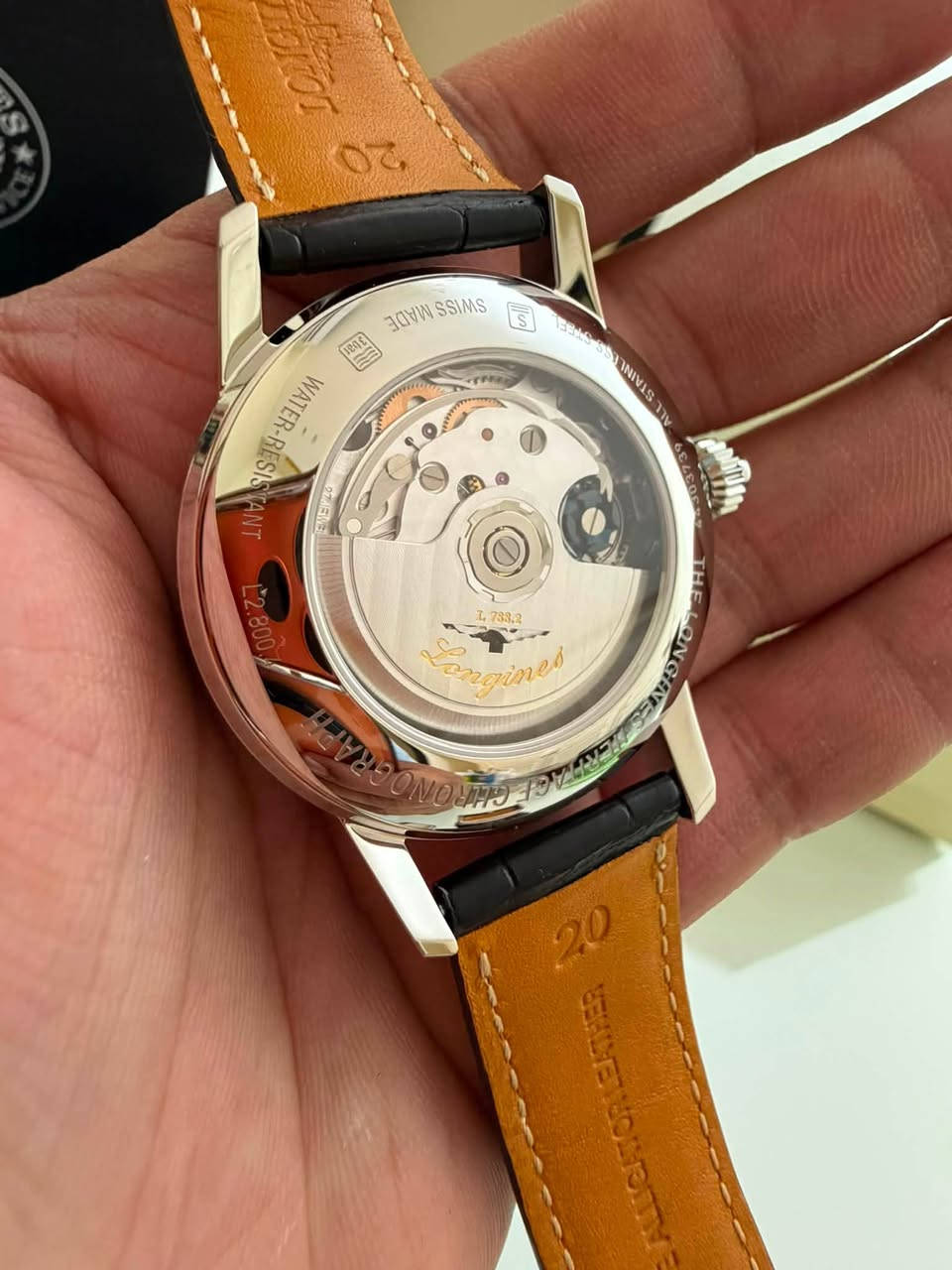 ساعه سويسريه اصليه 100% نوع Longines Heritage Chronograph Monopusher جديده لم تستخدم قطر 42 زجاج كريستال زفير مينا لون اسود ملوكي اوتوماتيك ماكنه كشف مع كامل المرفقات وكفاله لمدة سنتين من الوكيل الرسمي السعر المطلوب 900 دينار اردني للتواصل على الخاص او على الرقم 0785261118


**إذا كنت صاحب هذا الإعلان وتريد حذفه لأي سبب، رجاءا أرسل رسالة إلى الدعم الفني**