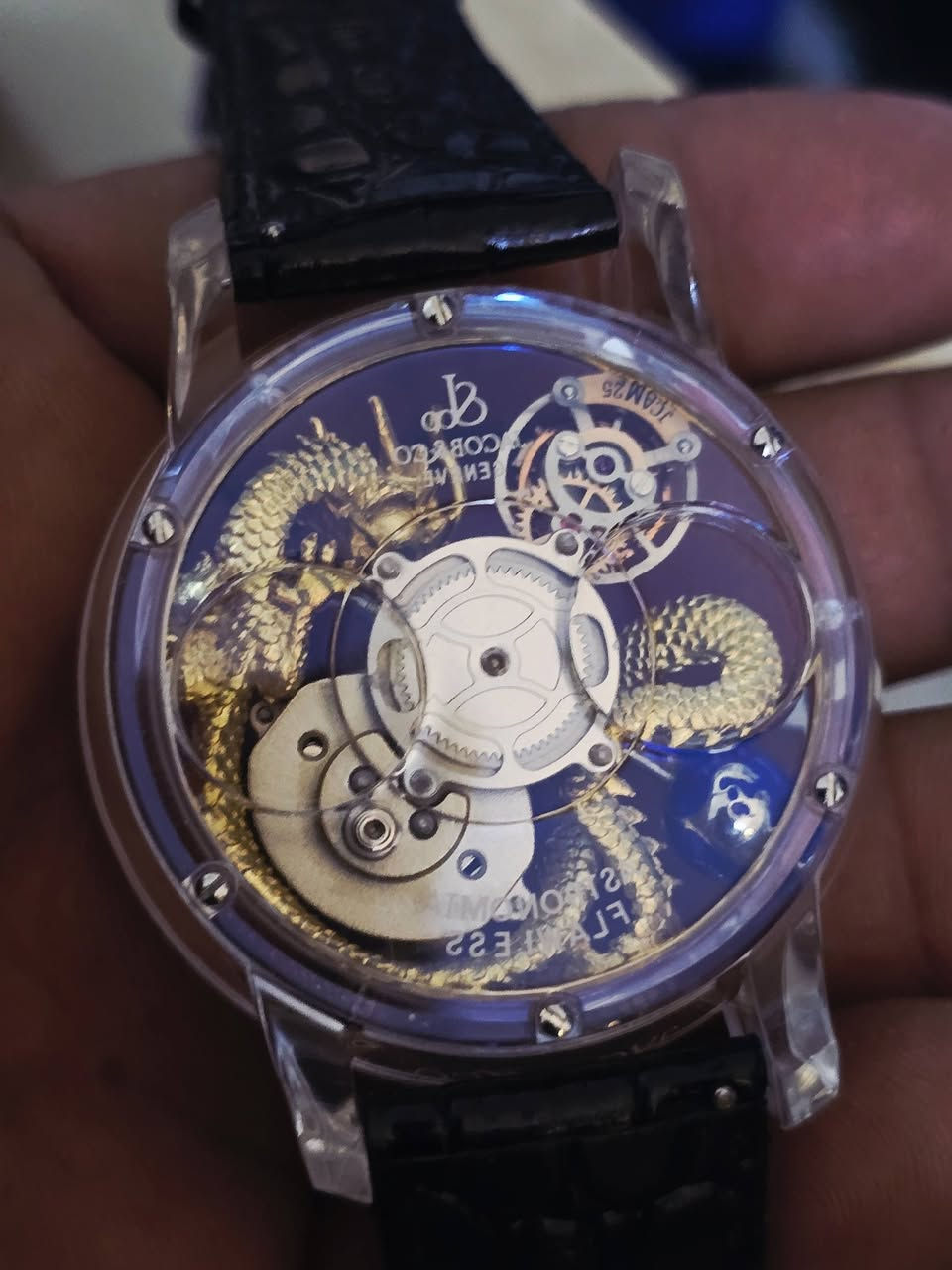 جاكوب دراكون
سكلتون بالكامل هيكل بلاستك 
بطارية مكينه ماطور 
سير جلد اصلي معلم سير اضافي اصلي 
نظافة تامه مع العلبه الأصلي خشب
قطر ٤٦

١٣٠ دولار 
المكان اربيل 
يوجد توصيل 
Samer Akeel AlJboory 
https://www.tiktok.com/@samerakeelwatch?_r=1&_t=ZS-92XzzfzgLln


**إذا كنت صاحب هذا الإعلان وتريد حذفه لأي سبب، رجاءا أرسل رسالة إلى الدعم الفني**