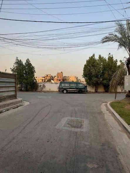 للايجار في السيدية

 بيت مساحه 50 متر بضهر النخل غرفتين نوم وصاله ومطبخ وخدمات ايجاره 750الف مطلوب عائلة مرتبة

للاستفسار ***********
