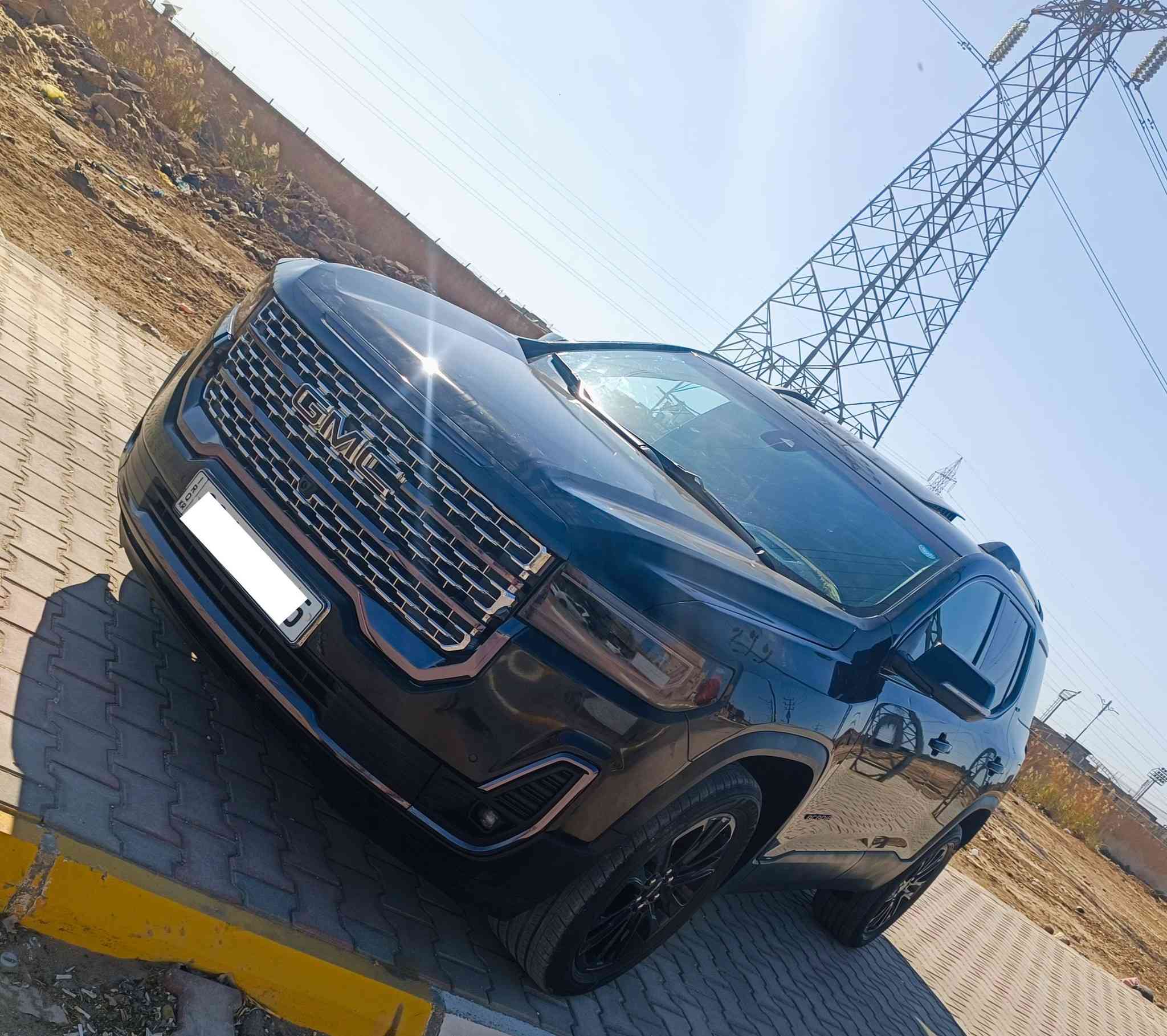 السلام عليكم .
أكاديا موديل 22 
بيع او مراوس بدوج رام..
رقم أربيل بأسمي شرط التحويل 
فول مواصفات slt.
سياره جديده جدآ وجاهزه ماتصرف عليها دينار.
سياره بيها تبديل جاملغ جهة اليمين نفس اللون بدون دواخل
ماشيه 60 الف ميل..
مكان السياره السماوه..
هاتف ***********
