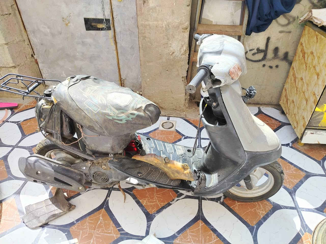 بتره للبيع خطين ابيع كوم حديد دراجه تشتغل تطفي ابساع ادوس بانزين تطفي رايده 125بيه مجال للطيبين العنوان ناصريه إسكان الصناعي


**إذا كنت صاحب هذا الإعلان وتريد حذفه لأي سبب، رجاءا أرسل رسالة إلى الدعم الفني**