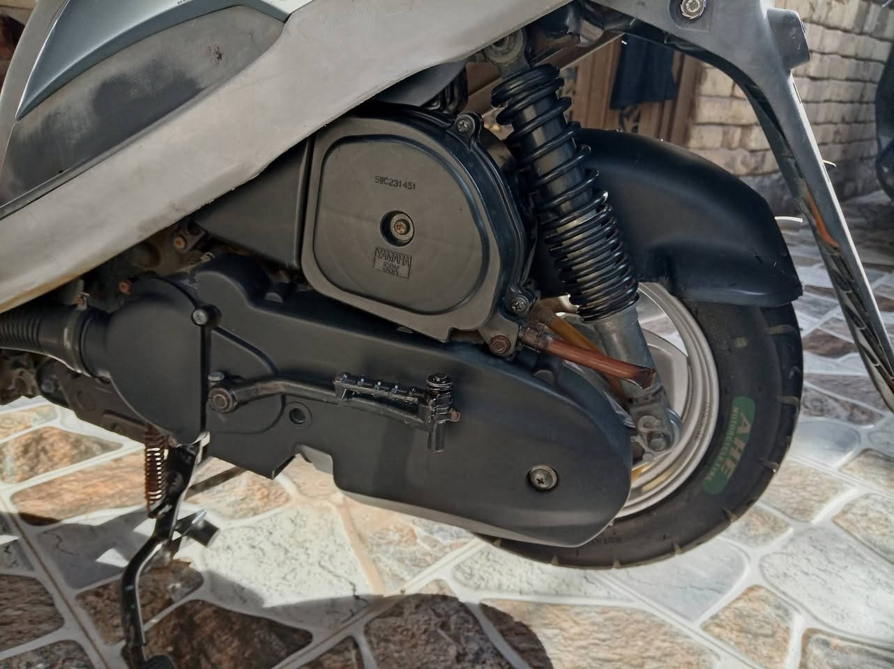 السلام عليكم
الدراجة نظيفة حيل مكينة ما مفتوحة غراضها كلها بلادي ما مبدل بيها برغي شرط الفحص مكاني الديوانية مو شراي لا تعبني السعررر 850   رقم ***********
