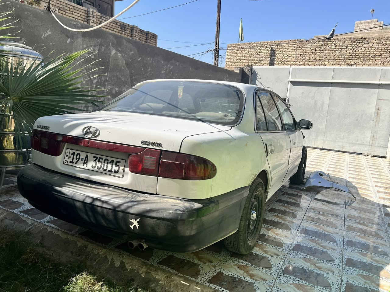 السلام عليكم 
سوناتا تو موديل ٩٣ 
كير اتو 
مكينه ٢٠ مفتوح 
رقم كربلاء بأسمي 
سعر ٢٦ وبيها مجال 

مكاني ديالى الحويش ***********
