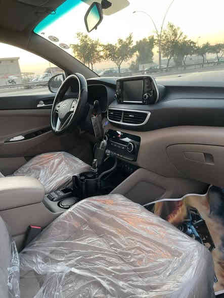 اسلام عليكم سياره توسان كوري موديل ٢٠٢٠ بدون ضرر شرط محرك وكير ماشي (٨٠) الف السعر ٢١٥ تفاصيل اكثر اتصل على الرقم ***********
