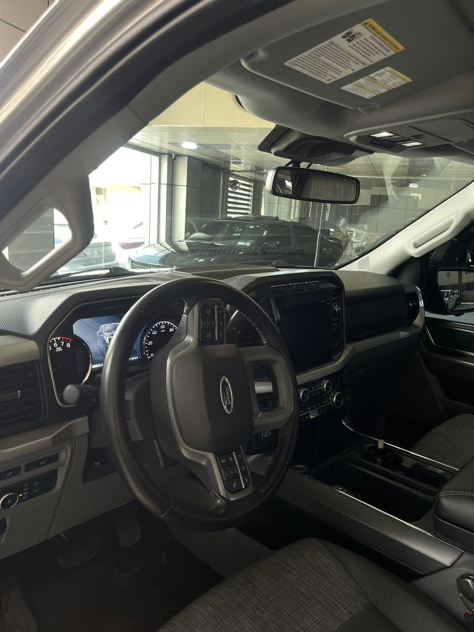 F150
2023

فول موصفات بس بدون بانوراما 

المحرك V8  5.0

كلين

كاميرت 360 

4x2 

بصمه 

كشنات تدفئة

عنوان دهوك

معرض ريان

0750 288 7695
