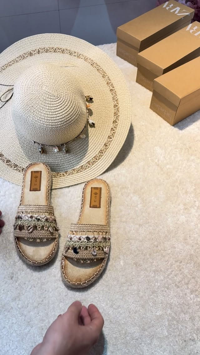 سليبر 🐚 المحار يجنن 😍🌊🪸
سعر القطعه 11 الف 🔥 
الوان : اسود . كاكي . ابيض . ازرق 🦋
القياسات من 37 إلى 41 👣
توصـيل لكـل مناطق العـراق 5 آلاف فقط 
 

#اكسبلور #سليبرات_ماركه #سليبر #محار #سليبرات_نسائية


**إذا كنت صاحب هذا الإعلان وتريد حذفه لأي سبب، رجاءا أرسل رسالة إلى الدعم الفني**