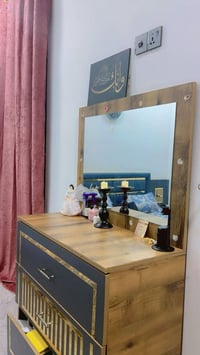 غرفة • نظيف • ما بيها كسر