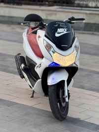 للبيع دراجه pcx ياباني الاصلي مكينه 150 حساس حرف A نوزل خطين ستان كهرب...