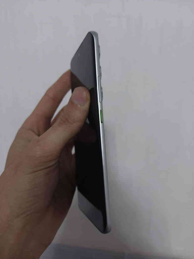 📱 enfnix hot 60 pro plus✅

تەنکترین و جوانترین مۆبایل

نرخ ١٨٠ هەزار قفل

📦کامل ئەشیا زۆر پاک 

💾 ڕام 16 و 256 گێگا 

📲شاشەی سوپەر ئەمۆلیدو 144هێرتز

💳 2سیم و ئیسیم 

🔋پاتری  5160 و 45وات

📸 50 میگاپێکسل 📷زۆر ناوازە و فول AI

ip 65 دژە ئاو 

📞 ***********  viber دخان
