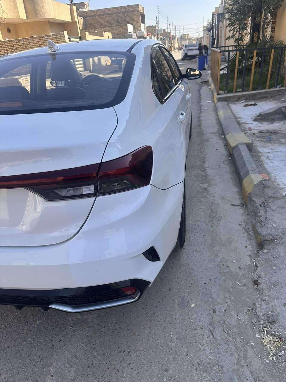 كي 3 موديل 24 رقم اربيل 
مكان السياره العماره 
السعر ب138 قفل 
السياره بيه طخه خفيفه جدا 
موضح بالصور 
***********
