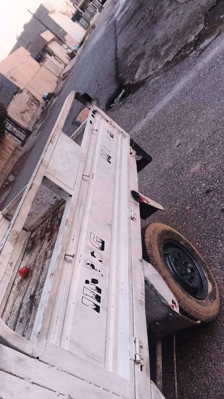 سلام عليكم ستوته موديل 18 كهربائيات كلها شغالة رگبة بالشرط السعر 750 الاتصال على الرقم والشراي ***********
