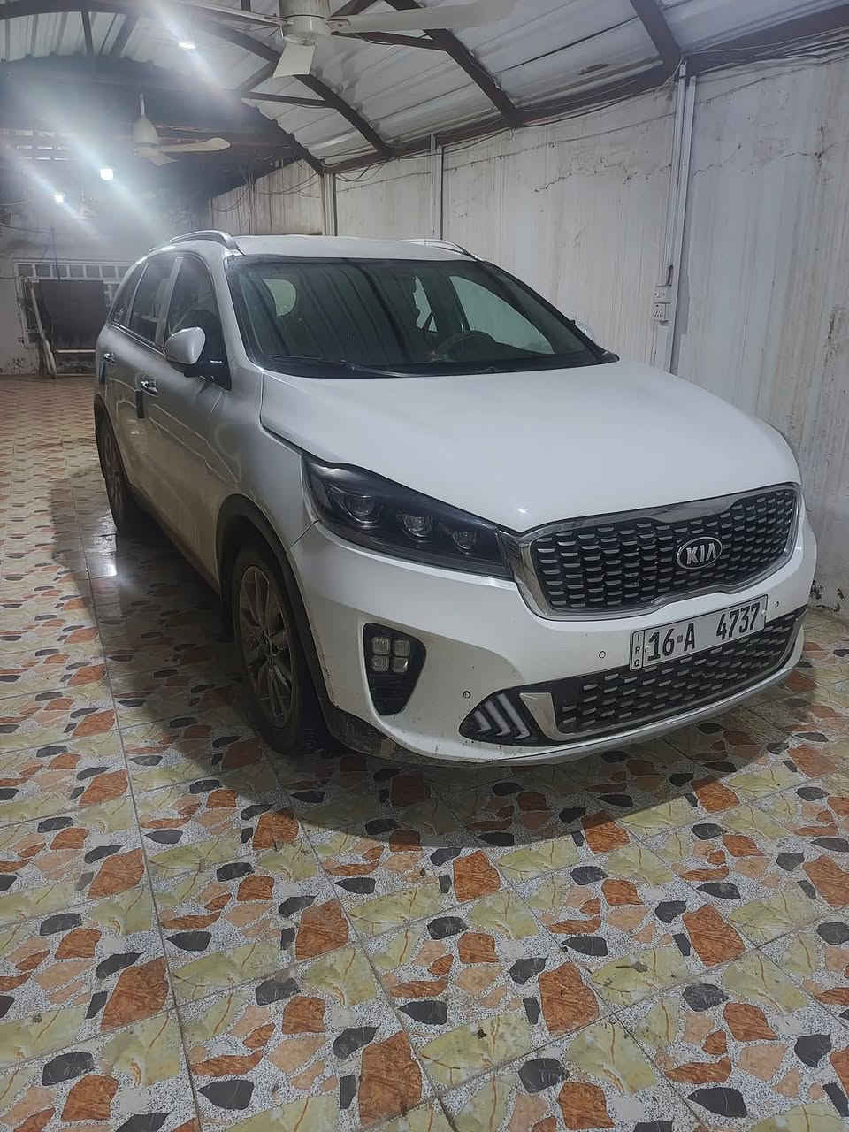 السلام عليكم كيا سورنتو ٢٠٢٠ خليجي ٦سلندر فول مواصفات عدا البنراما سبعه راكب ٣قطع تبريد ماشية ١١٤ وقابل للزيادة رقم قادسية انكليزي مميز ما عايزا شي على وضع الشركة بيها كم قطعة صبغ ابيع عامم
السعر ١٧٠ ورقة 
للاستفسار *********** ديوانيه الحمزه الشرقي
