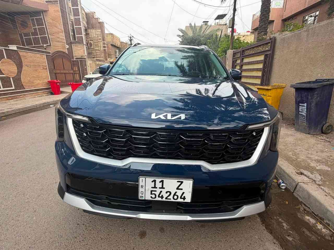 السلام عليكم كيا سورنتو موديل 2024 وارد امريكي حادث فقط تبديل بنيد بدون ايرباك ماشية 15 الف كم فول مواصفات سيارة جدا نظيفة رقم بغداد بأسمي السعر 265 ورقة وبيها مجال مكانها بغداد حي القاهرة ***********
