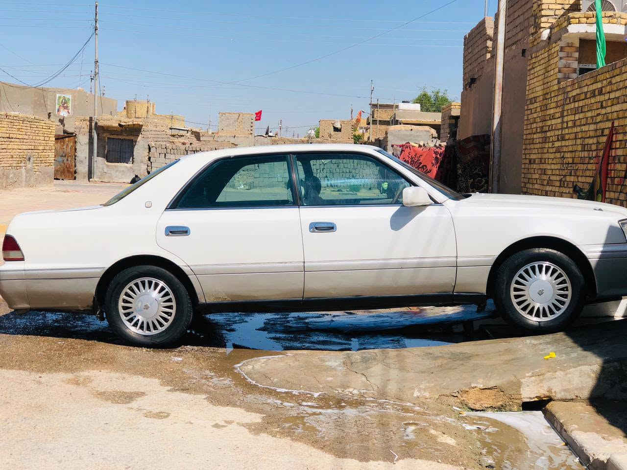 سياره راس ثور للبيع موديل ٩٨ رقم نكليزي حداديه تبريد شغال بسمي الرقم ***********
