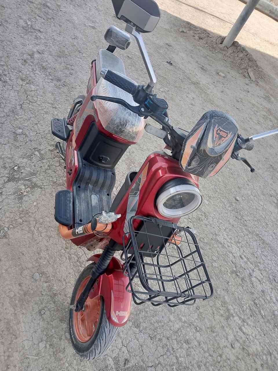 دراجه HIS صارله سبوعين عندي والكل يعرف سعر الجديد بيش 5 بطاريات دبل 38 امبير فدشي رهيب ومعروف بلجوده مالته الدراجه زيرو زيرو زيرو مكفوله من الشخط ومن كلشي برغي مملعوب بيه سويج عدد 2 بصمه عدد 2 دراجه جديده رايده 450 الف للتواصل رقمي *********** متوفر واتس اب
