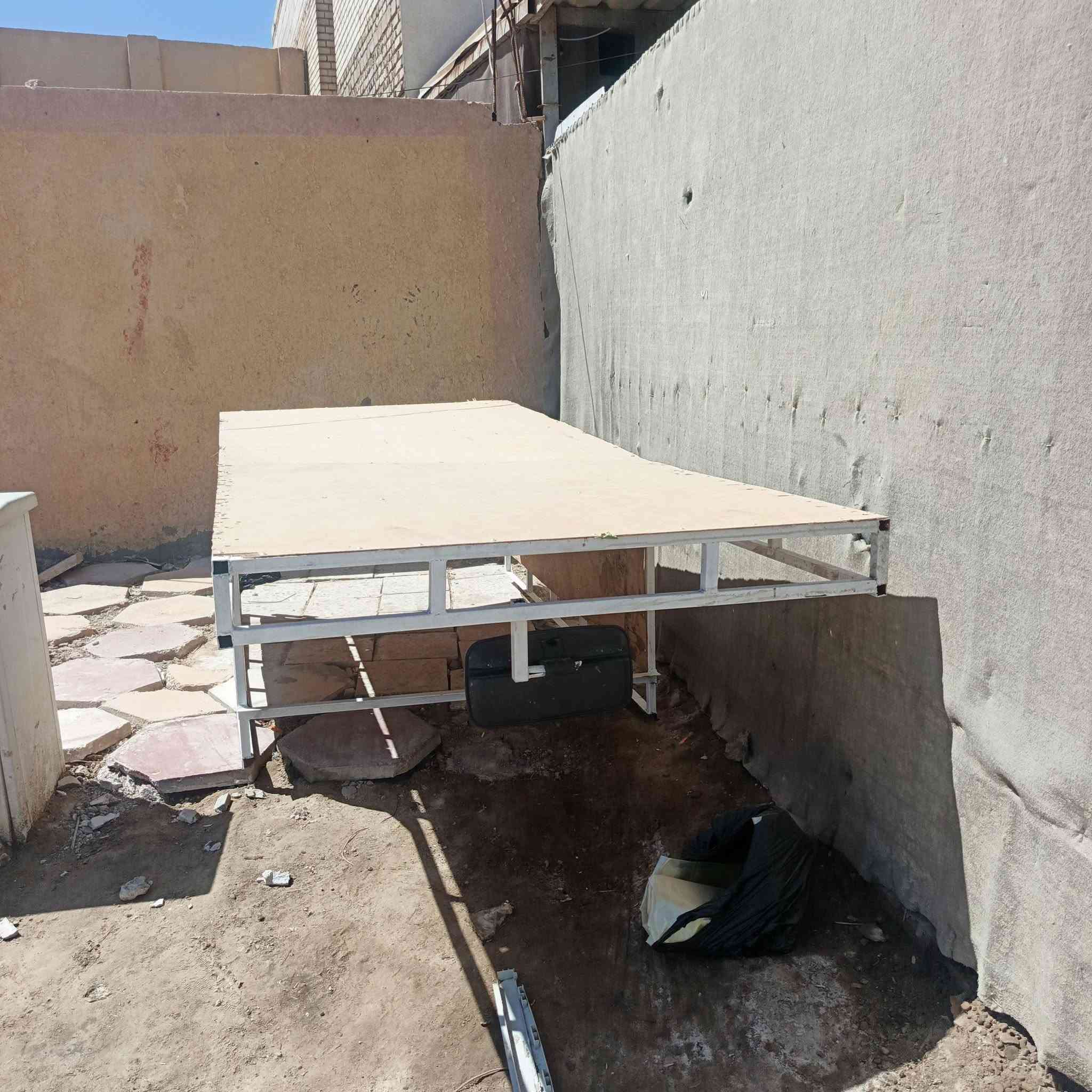 سلام عليكم محجر للبيع تفصال جديد عوزه دوشمه
مكان نجف ناحيه الحرية السعر 120 وبيها مجال‏‪***********‬‏
