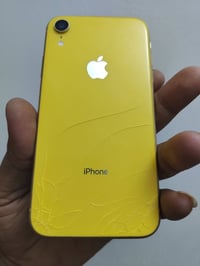 آيفون XR ٦٤ • بطارية ٧٨ • غير مفتوح