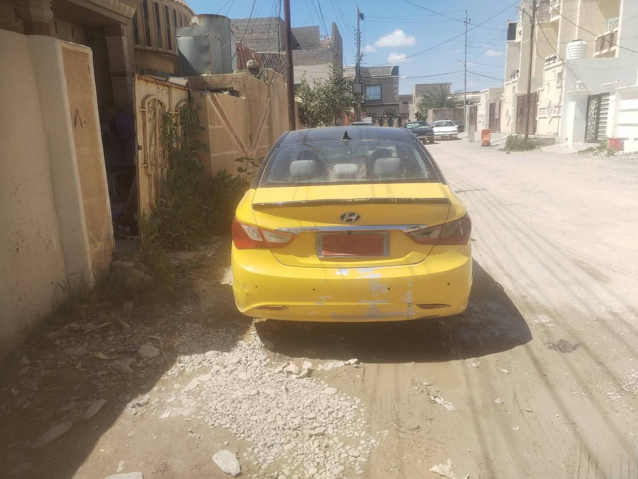 سلام عليكم سوناته مال تعمير للبيع ٢٠١١محرك بي تبخير كير عادي ٤٥ بيها مجال غير متواجد عل فيس رقم مبايل ***********
