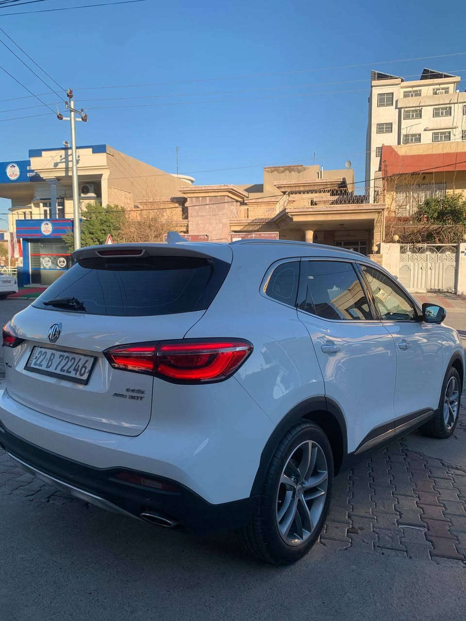 کــــــــوردی : 

تەنها فرۆشتن ، گۆڕینەوە ناکـــا 
ئێم جی   MG . HS 
مـــــۆدیل / 2021 
مواسفات ، ( Trophy )  فوول 
پانۆڕاما ، دەبل ئەکسل ، کوشن سبورت
زەمانی شەریکەی مــــــاوە 
کلین ، بێ سبوغ 
بستەک قەلەم کاری لە چاملغ 
بێ ژوورێ ، بێ ئێڕباگ 
مەکینە V4.2.0 تـــــۆڕبۆ 
ڕۆیشتن / 60,000 km
ڕەقەم هەولێر سەنەوی نوێ
٦۰۰ $ غەڕامەی لەسەرە پاش 
معاملە وەردەگریەوە  

نـــــرخ  ۱٤٥ $ 
بۆ پەیوەندی ( *********** ) 

عربي : 
فقط بیع ، ماعندنا مراوسة 

ام جي MG . HS 
مودیل / 2021 
ظمان شركــــــــة 
مواصفات :  ( Trophy ) فوول 
بانـــــوراما ، دبل ٱکسل ، کشن سبورت
کلین ، بدون صبغ 
شبر كارت بالجاملغ امامی 
بدون دواخل ، بدون ٲیرباك
محرك V4.2.0 تیربو
 ماشي 60,000 km 
رقم اربیل سنویة جدید 
٦۰۰ $ غرامة مروریة علیها 
بعد المعاملة نرجع لك 

سعر    ( ۱٤٥ $ ) 
للاتصال  *********** أربيل, العراق
