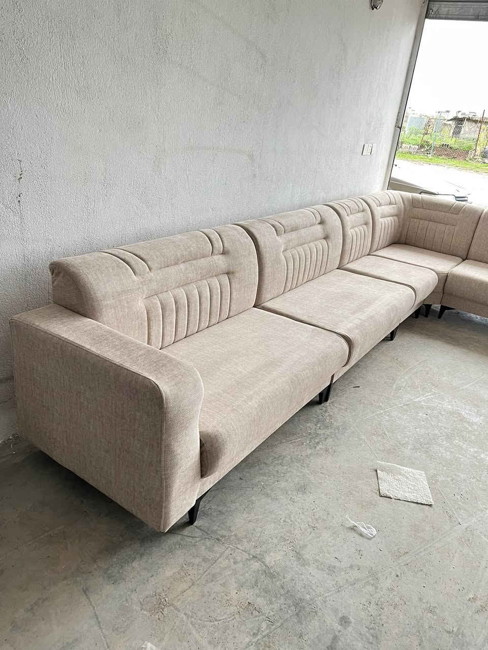 تاقم L ١٠  نەفەری تازەیە دەستی دوو نیە

تەنها لە مەخزەن دانراوە کامل مەوادی ئەسڵیە 
 
نرخی ٥٨٠ هەزار 

***********
لە جوارقورنەیە.
