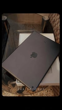 آيباد الجيل التاسع • ٦٤ • بطارية ٨٥٪