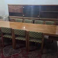 ميز طعام 10 نفرات للبيع تكمة قوي مال قبل والقواعد مالته مرمر ومعدن .. ...