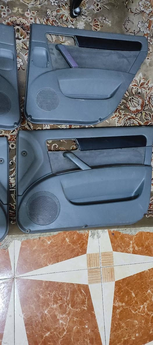 بطاين بيبان اوبترا اصليه تفصيخ للبيع مع وحدة التحكم 
السعر 75 الف قفل 🔒 
عنواني البصرة القبلة ***********
