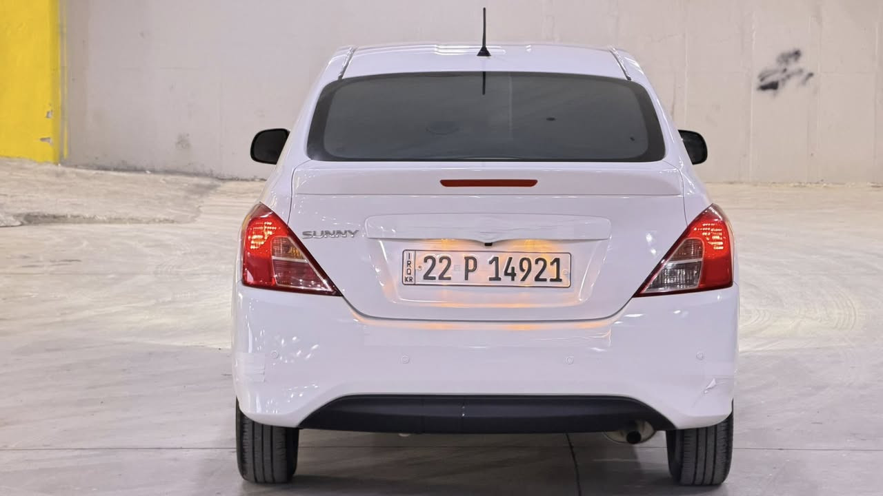 سلام عليكم
للبيع 
نيسان صني 
موديل 2023
تحكم ستيرن 
كامره 
سنويه ورقم جديد 
تخم تايرات جديد 
صدر امامي خلفي جديد 
سياره مكفوله 
كير ومحرك مكفول 
ماشيه 71KM
هندي بليت ازرك 
سعر 121 وبي مجال 
مكان السيارة دياله خانقين 
***********
