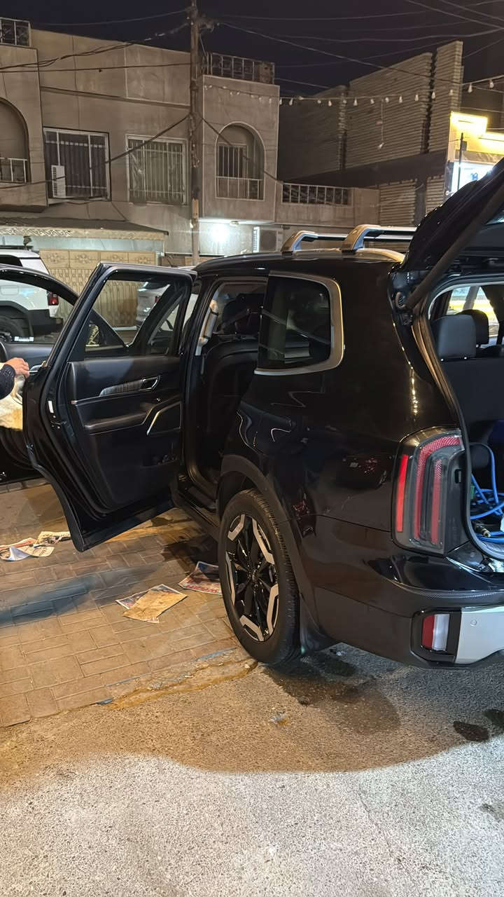 🚨🔥 وحش العوائل وصل للبيع! 🔥🚨
🖤 كيا تلورايد 2024 SX X-Line – أعلى فئة موجودة
لون أسود ملكي يخطف النظر ✨
رقم بغداد خصوصي

🚗 ممشى: 40 ألف كم فقط
💥 حادث خفيف دعامية أمامية (مبدل نفس اللون )

⚡ فول مواصفات بدون نقص:
بانوراما – جلد فاخر – تبريد وتسخين – كاميرات 360 – رادار – شاشة كبيرة – دفع رباعي AWD – أنظمة أمان كاملة

سيارة هيبة + راحة + قوة بنفس الوقت 👌
جاهزة استخدام فوري وما تحتاج فلس

💰 السعر: 35,000 دولار
السعر قابل للتفاوض البسيط  فقط

📩 اللي يعرف قيمة الـ SX X-Line ما يطوّل… السيارة ما تبقى ✋
للتواصل ***********
