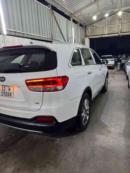 السلام عليكم سورنتو خليجي موديل 2016 فول مواصفات واحد على واحد كويتي رقم بغداد الدولي بأسمي تحويل ثاني يوم هزة جديدة مكفولة من الصبغ والتبديل 
المواصفات 
بصمة 
فتحة بانوراما 
كشنات جلد قرميدي
كشنات كهرباء 
فورويل
شاشة وكاميرا 
وضعيات قيادة
وباقي المواصفات المعروفة للبيع فقط السعر 205 ورقة بيها مجال بسيط حق الجية للاستفسار *********** مكاني بغداد غير متواجد عالنت الشراي يتصل
